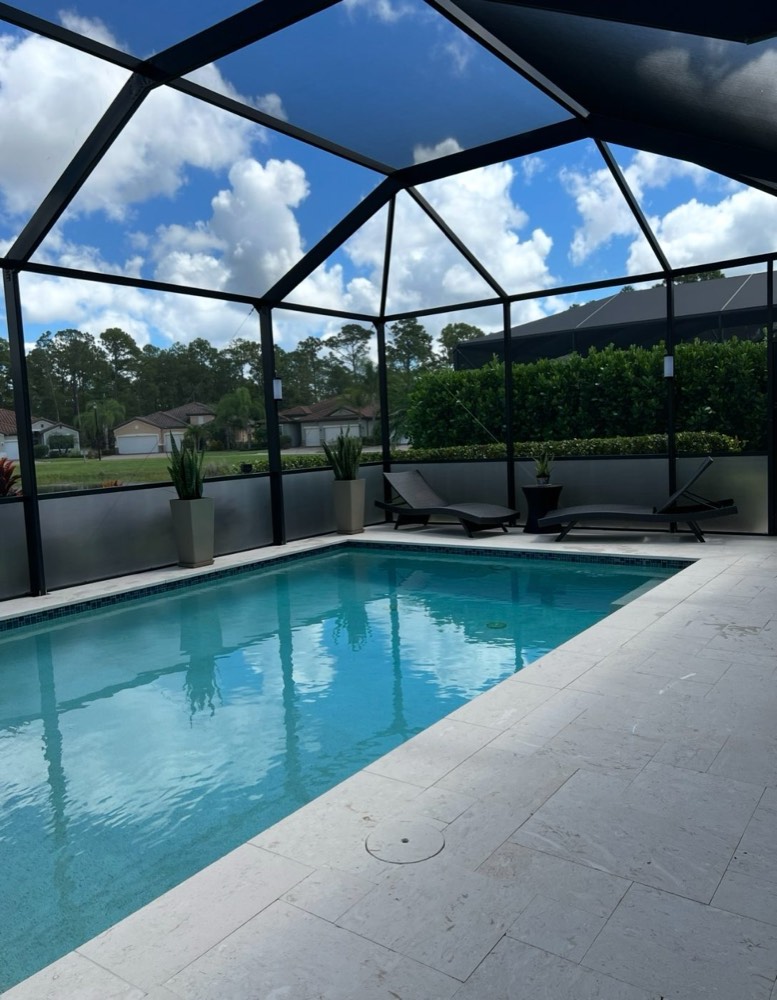 Pool work shared in Daniela Lopera's review
